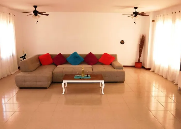 Large On Golf Course Apartment *