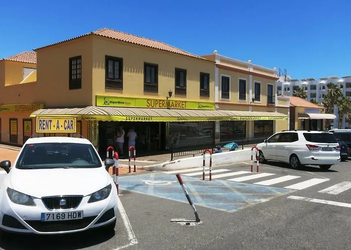 Large On Golf Course Apartman *